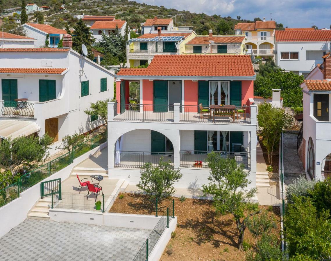 Villa Basic Sevid Esterno foto