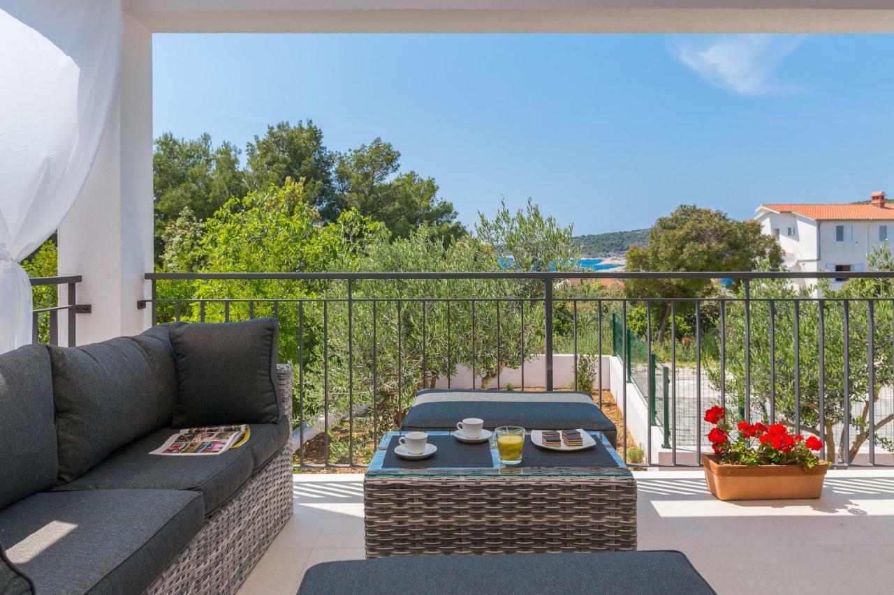 Villa Basic Sevid Esterno foto