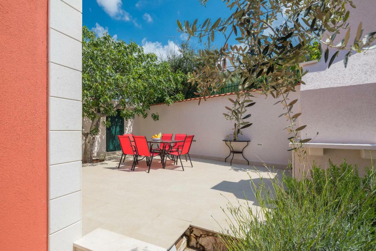 Villa Basic Sevid Esterno foto