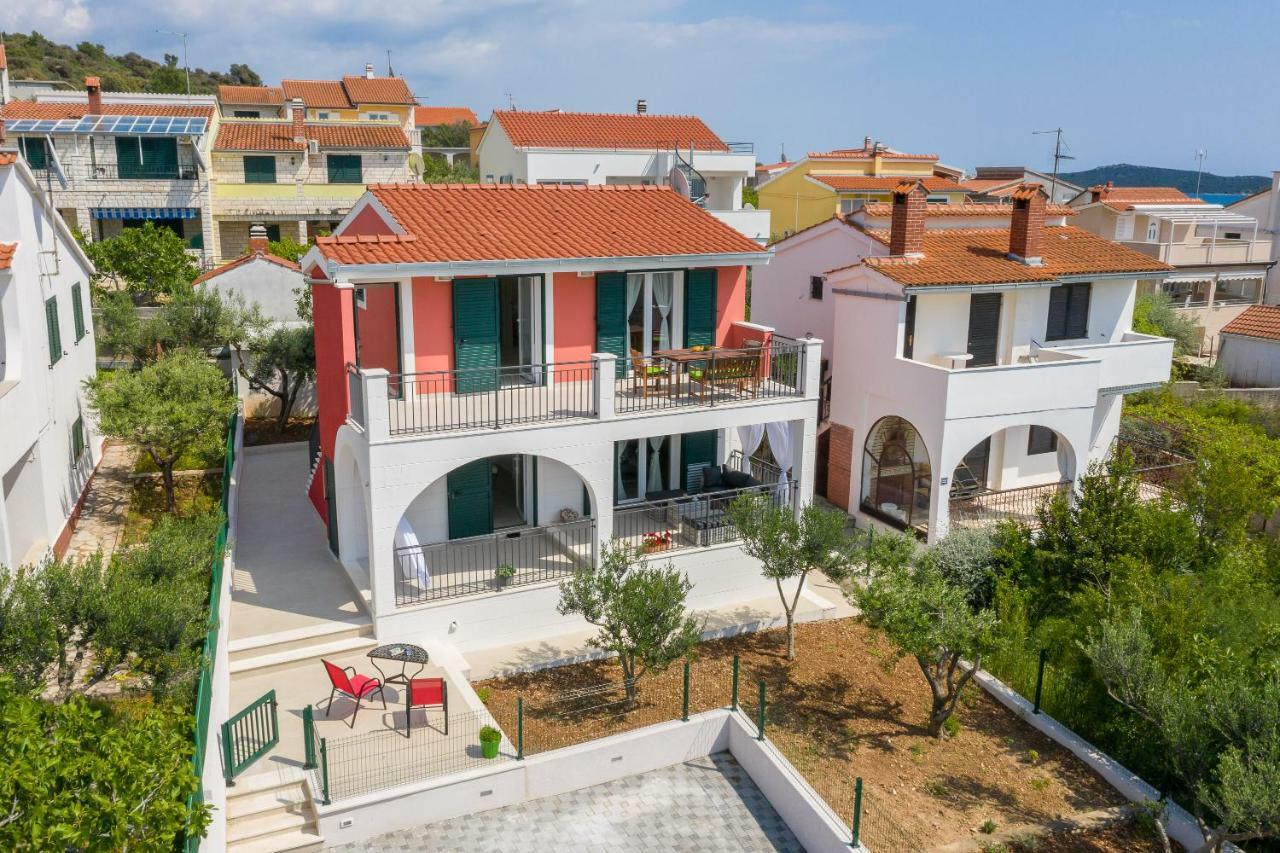 Villa Basic Sevid Esterno foto